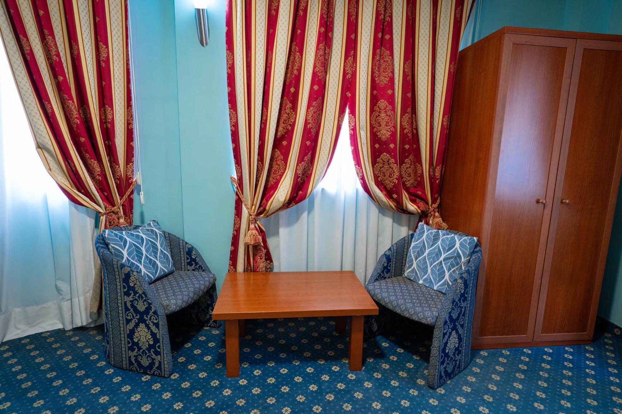 Hotel Cavour Resort مونْكالييري المظهر الخارجي الصورة